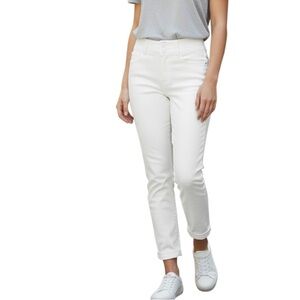 Apt. 9 Size 4 Crisp White Mid-Rise Slight Distress Minimal cuff Ankle Jeans